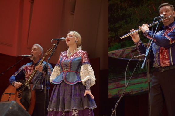 &Acy;&ncy;&scy;&acy;&mcy;&bcy;&lcy;&softcy; &Acy;&period;&Zcy;&acy;&vcy;&ocy;&lcy;&ocy;&kcy;&icy;&ncy;&acy; &laquo;&Vcy;&IEcy;&CHcy;&IOcy;&Rcy;&Kcy;&Acy;&raquo; &Kcy;&ocy;&ncy;&tscy;&iecy;&rcy;&tcy;- &pcy;&rcy;&acy;&zcy;&dcy;&ncy;&icy;&kcy;&excl;