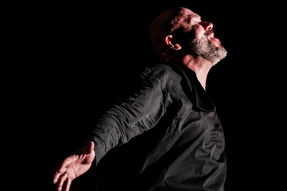 Спектакль "Расправь крылья"